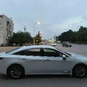 Toyota Avalon 2022