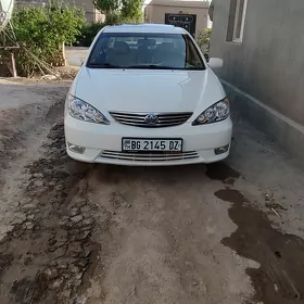 Toyota Camry 2005