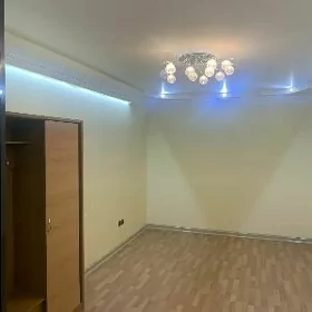 4 mkr 1 kom panelka