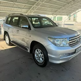 Toyota Land Cruiser 2011