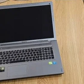 Noutbuk Lenovo i7