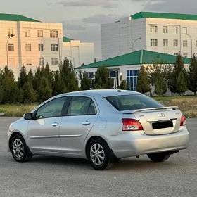 Toyota Yaris 2009