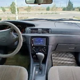 Toyota Camry 2001