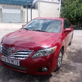 Toyota Camry 2011