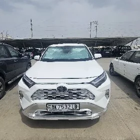 Toyota RAV4 2025