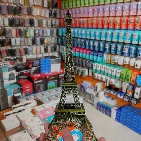 Pariz Suwenir