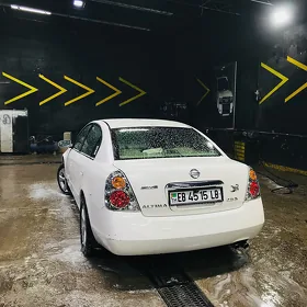 Nissan Altima 2004