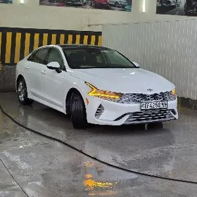 Kia K5 2021