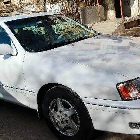 Toyota Avalon 1999