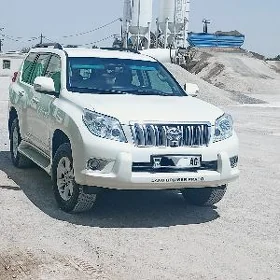 Toyota Land Cruiser Prado 2010