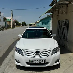 Toyota Camry 2010