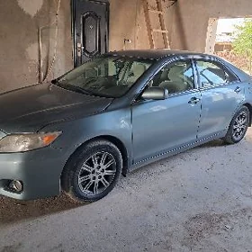 Toyota Camry 2011