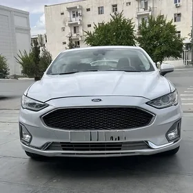Ford Fusion 2020