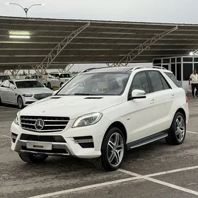 Mercedes-Benz ML400 2015