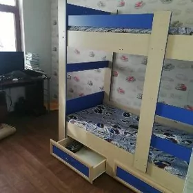 двухъярусная кровать