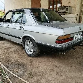 BMW 520 1985