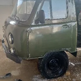 UAZ 469 1989