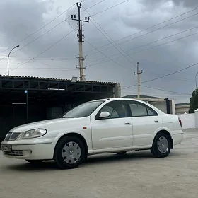 Nissan Sunny 2008