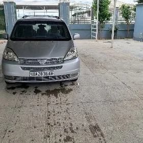 Toyota Sienna 2005