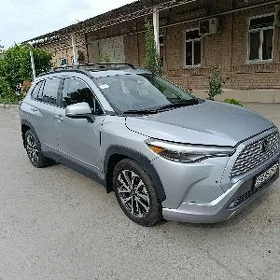 Toyota Corolla Cross 2023