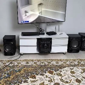 Музыкальный центр LG