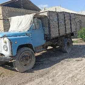 Gaz 53 1990