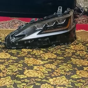 Lexus 2020 fara öñi