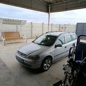 Opel Astra 2000