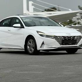 Hyundai Elantra 2022