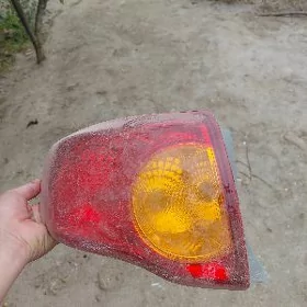 far zadnyy karolla