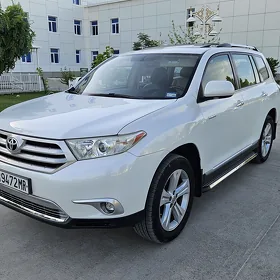 Toyota Highlander 2013