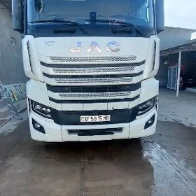 JAC J7 2021