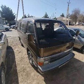 Toyota Hiace 1986