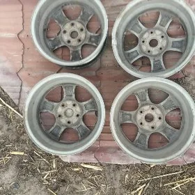 16 tayota disga