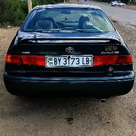 Toyota Camry 2000
