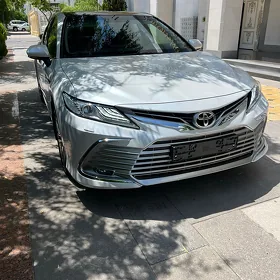 Toyota Camry 2024
