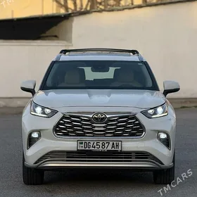 Toyota Highlander 2020