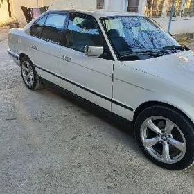 BMW 530 1993
