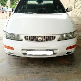 Nissan Maxima 1995
