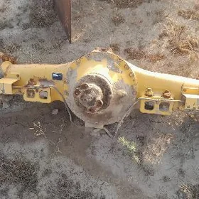 Komatsu 420 pogrussuk