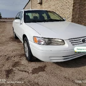 Toyota Camry 1999