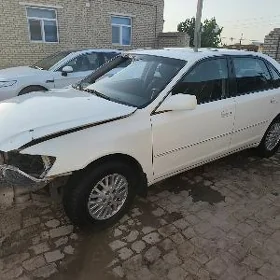 Toyota Avalon 2003