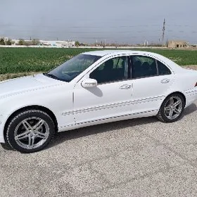 Mercedes-Benz C-Class 2003