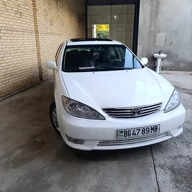 Toyota Camry 2005
