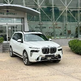 BMW X7 2023