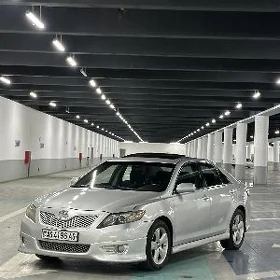 Toyota Camry 2010