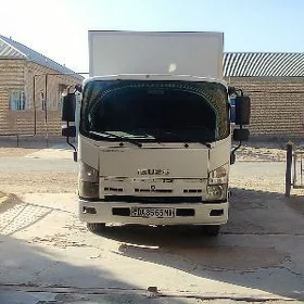Mitsubishi Canter 2010