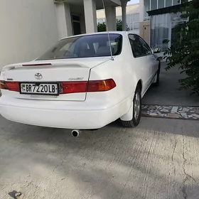 Toyota Camry 2001