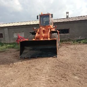 XCMG LW300F 2000