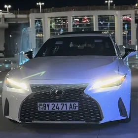 Lexus IS 300 2022